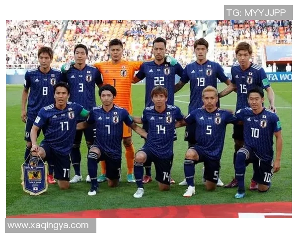 马丁内斯的传奇之路：从青涩球员到足球巨星的成长历程